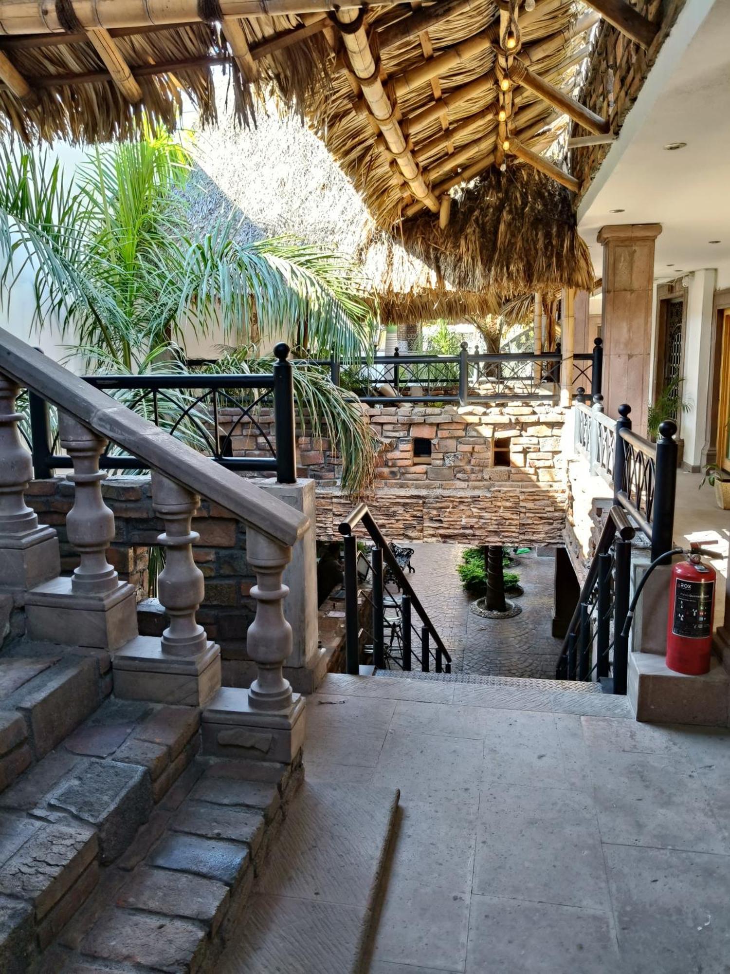 Отель Casa Carmona 33 Керетаро Экстерьер фото